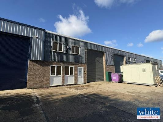 Industrial Unit in Banbury - photo 2