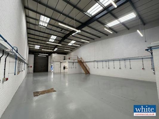 Industrial Unit in Banbury - photo 4