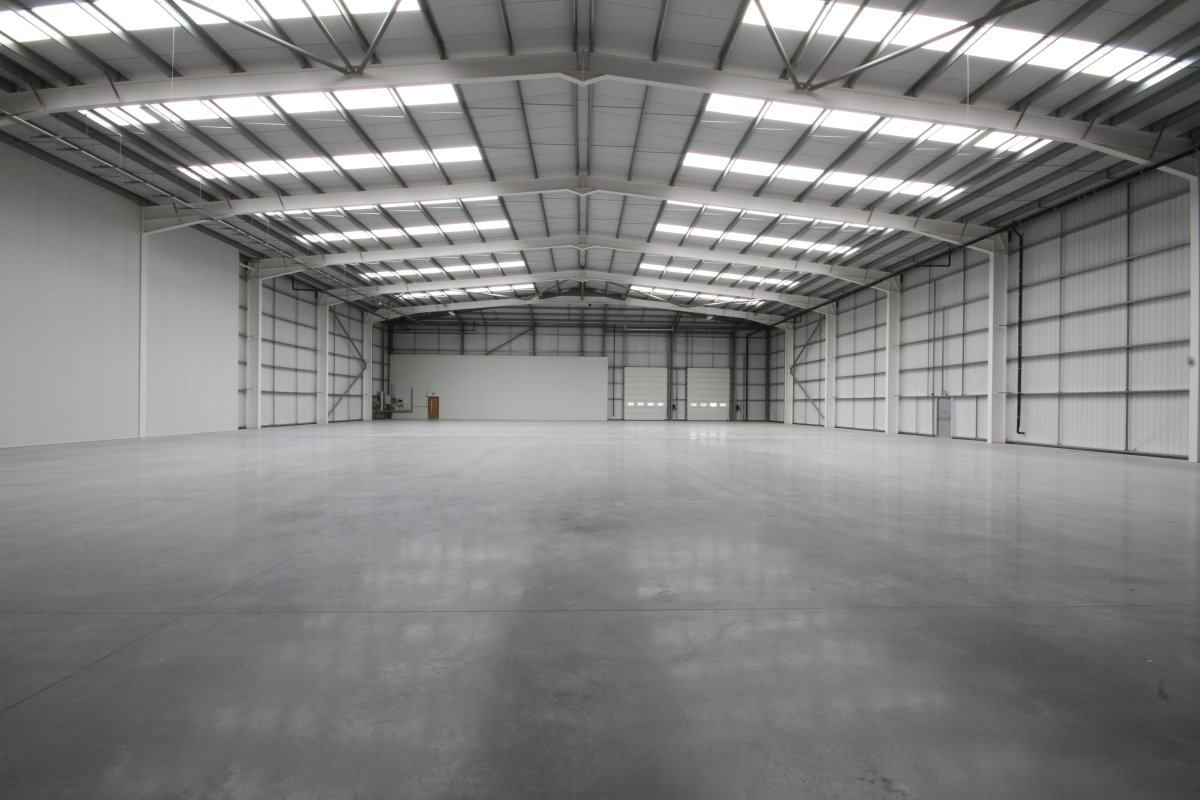 Industrial Unit in Croydon - photo 4