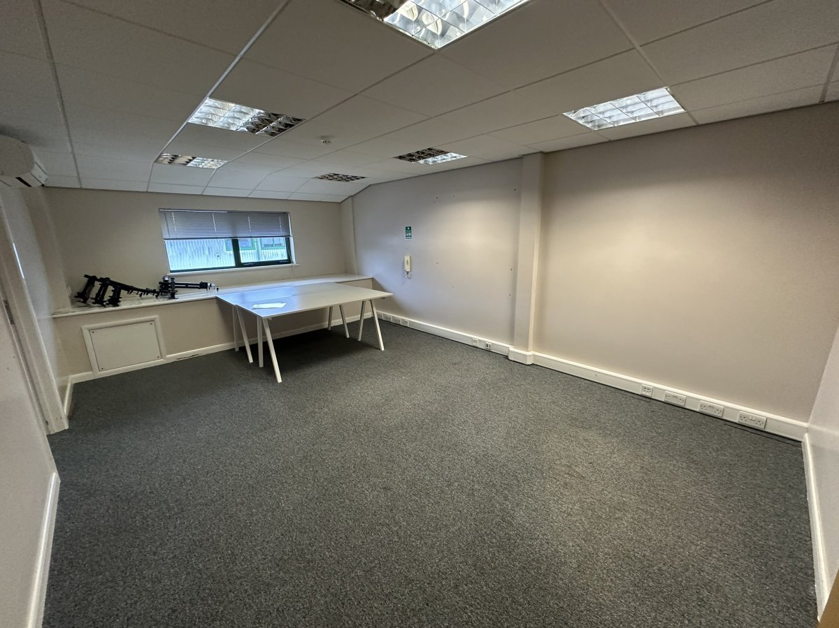 Industrial Unit in Exeter - photo 4