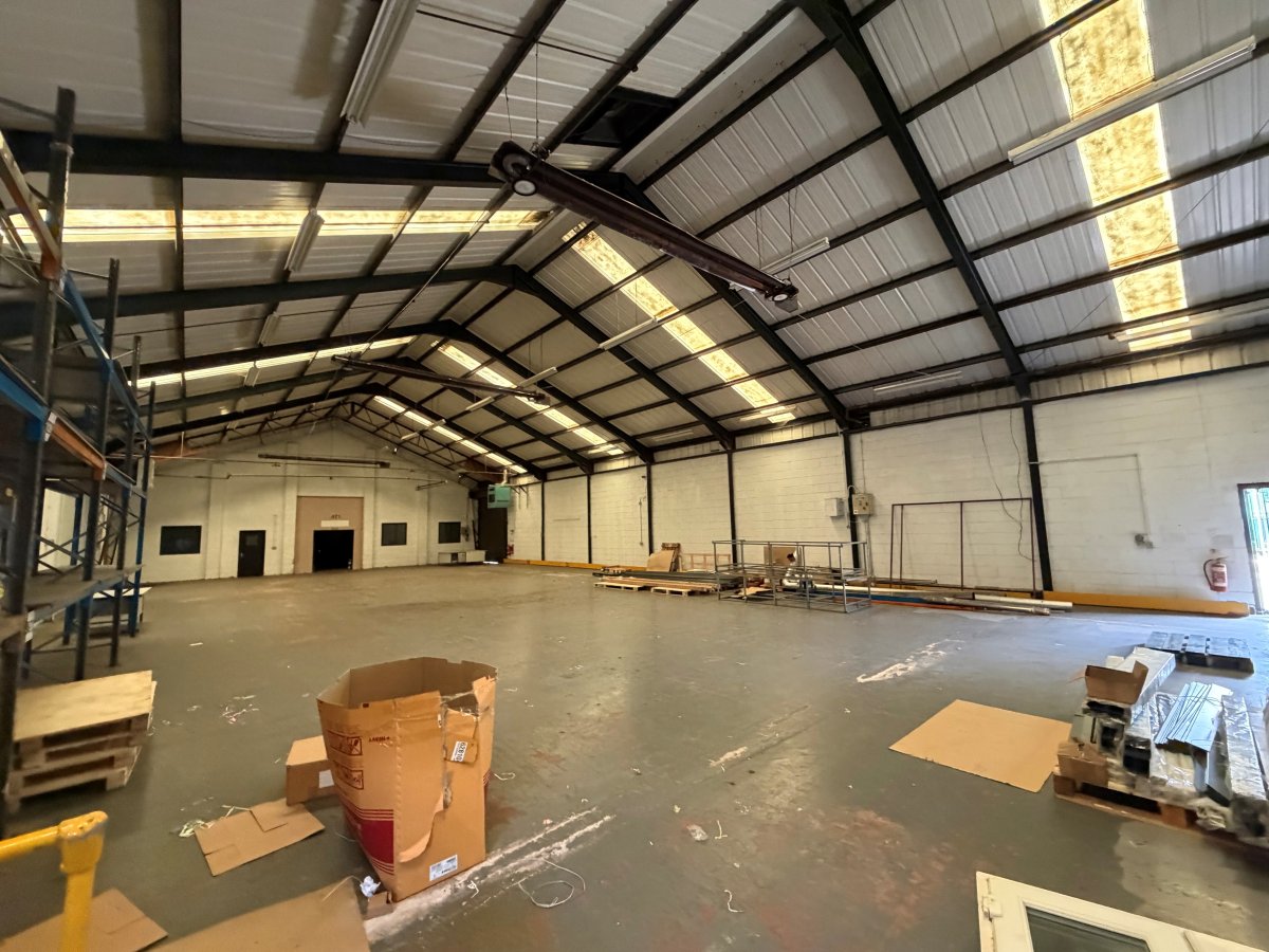Industrial Unit in Leicester - photo 2