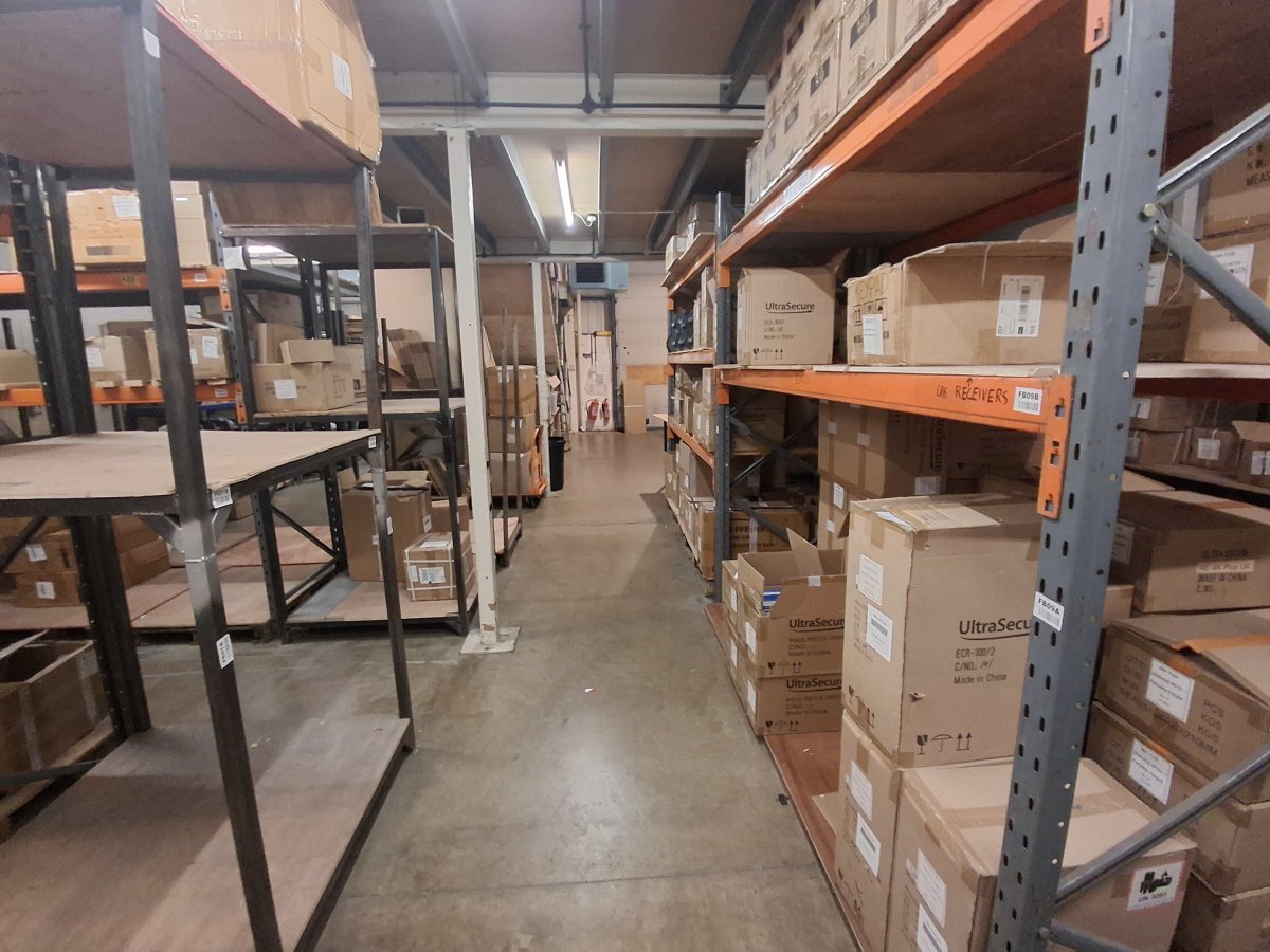 Industrial Unit in Lodge Farm Industrial Estate - photo 2