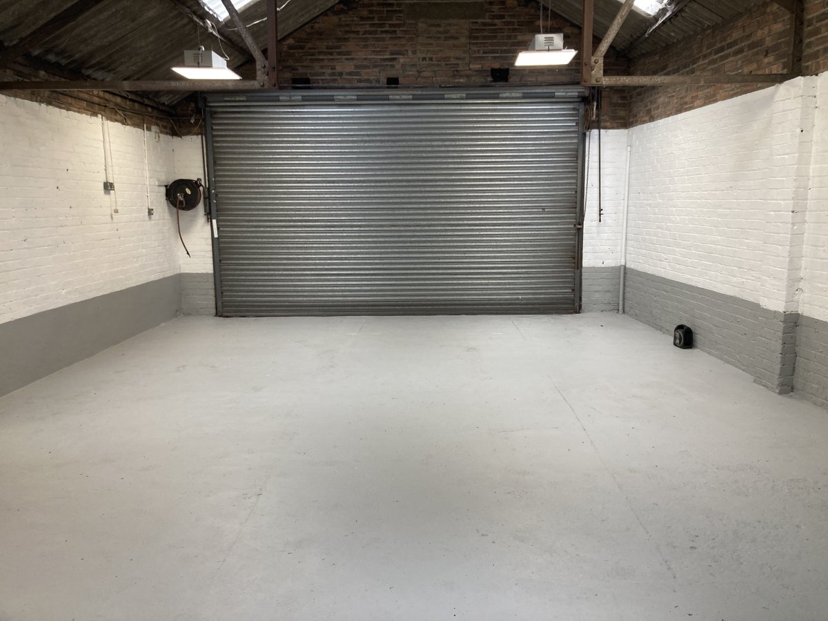 Industrial Unit in Kilmarnock - photo 4