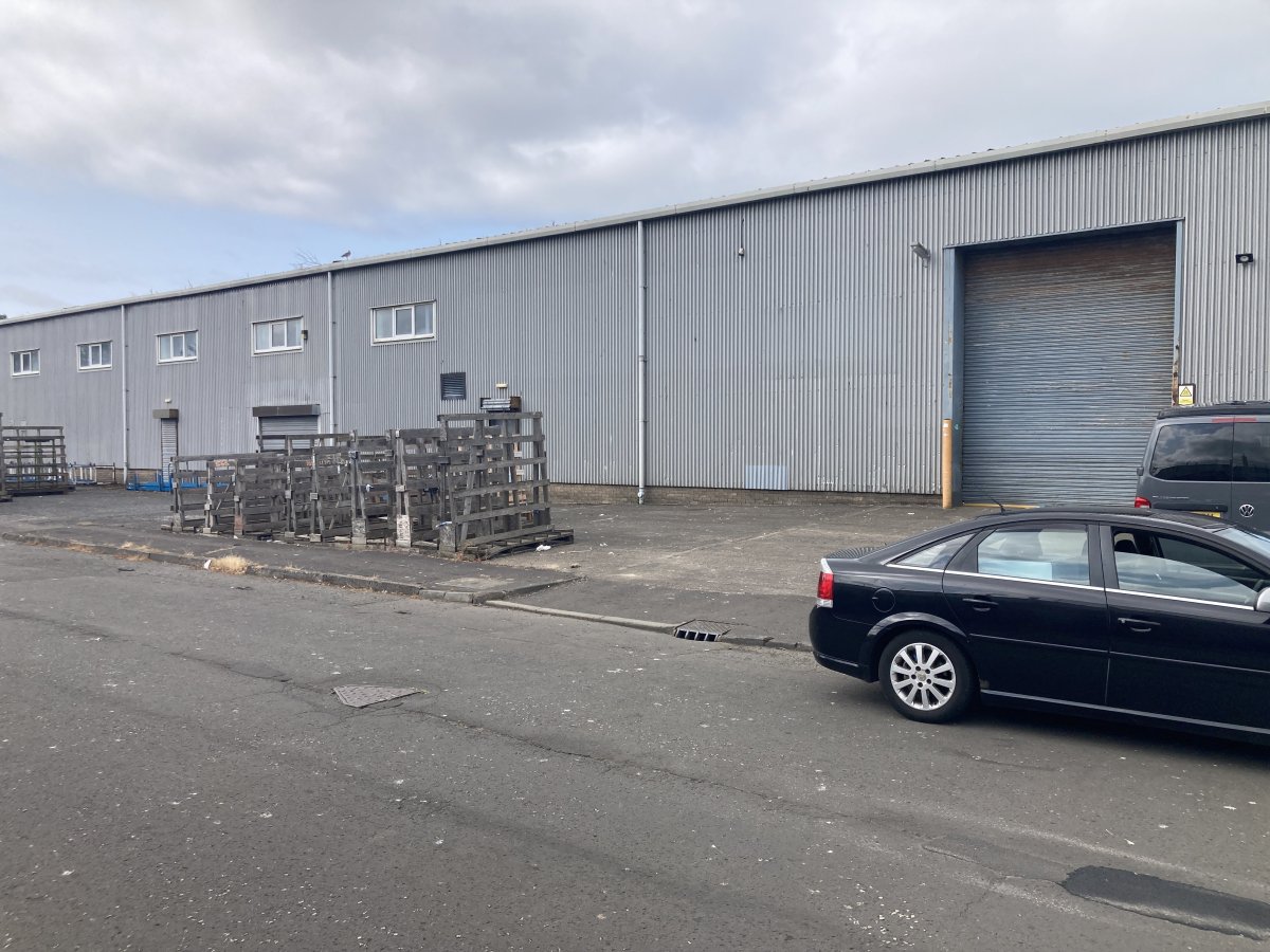 Industrial Unit in Heatherhouse Industrial Estate - photo 2
