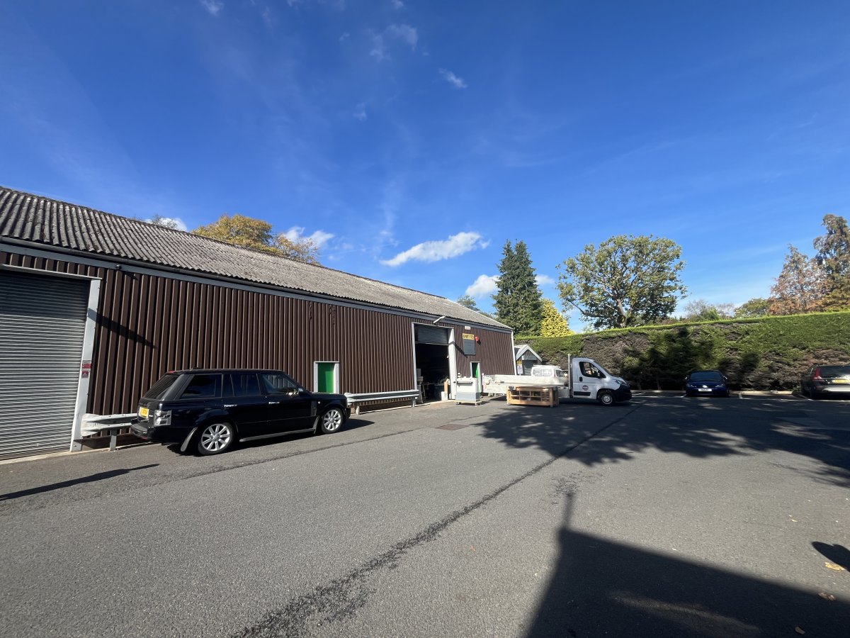 Industrial in Newchapel