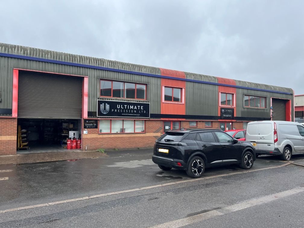 Industrial Unit in Coventry - photo 2