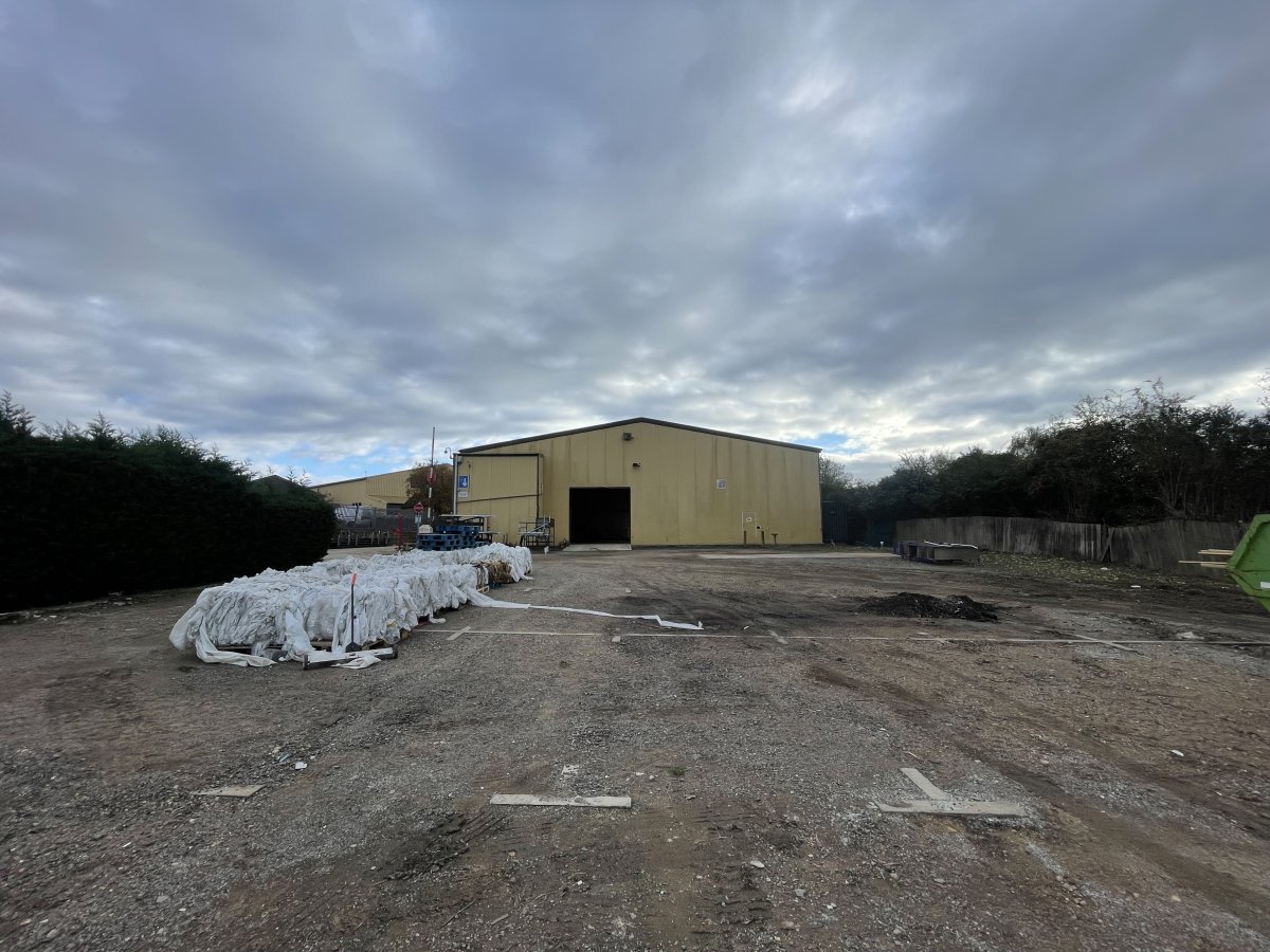 Industrial Unit in Yaxley - photo 2