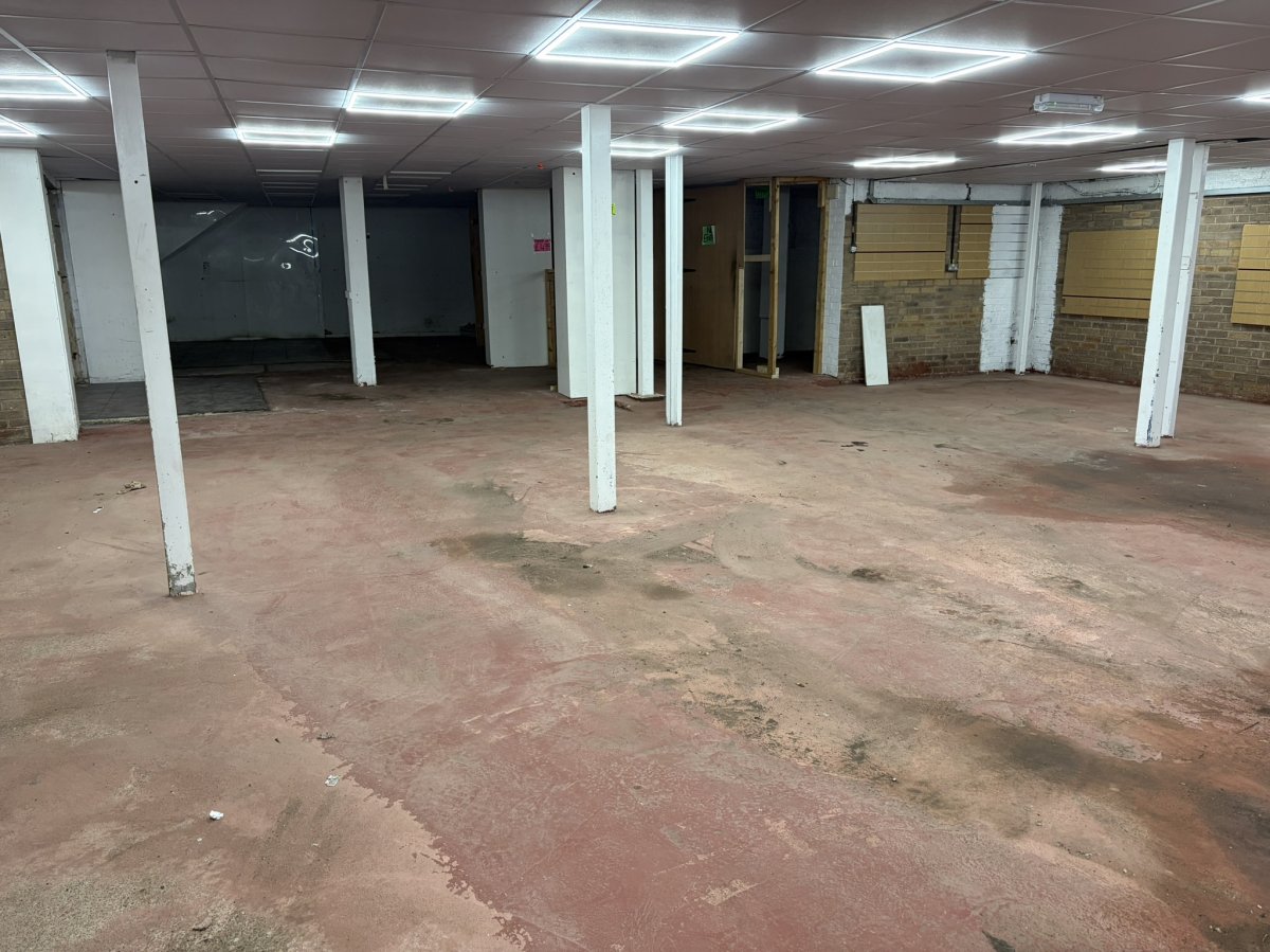 Industrial Unit in Brierley Hill - photo 4