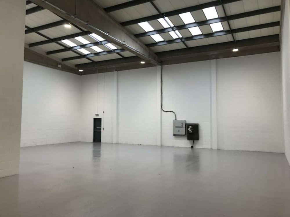 Industrial Unit in Portsmouth - photo 2