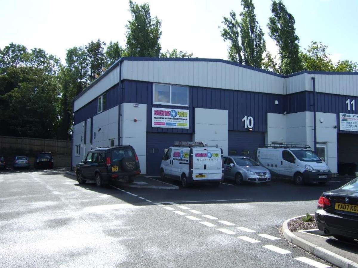 Commercial Units to let Sittingbourne Boxpod