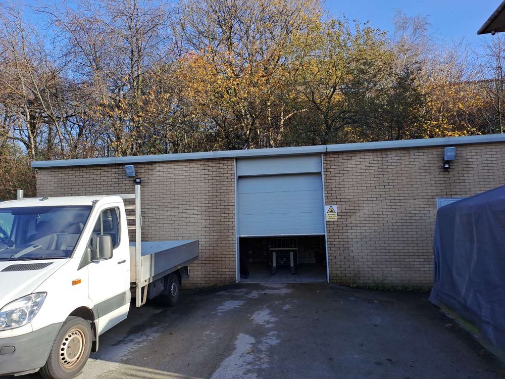 Commercial Units to let Droylsden Boxpod