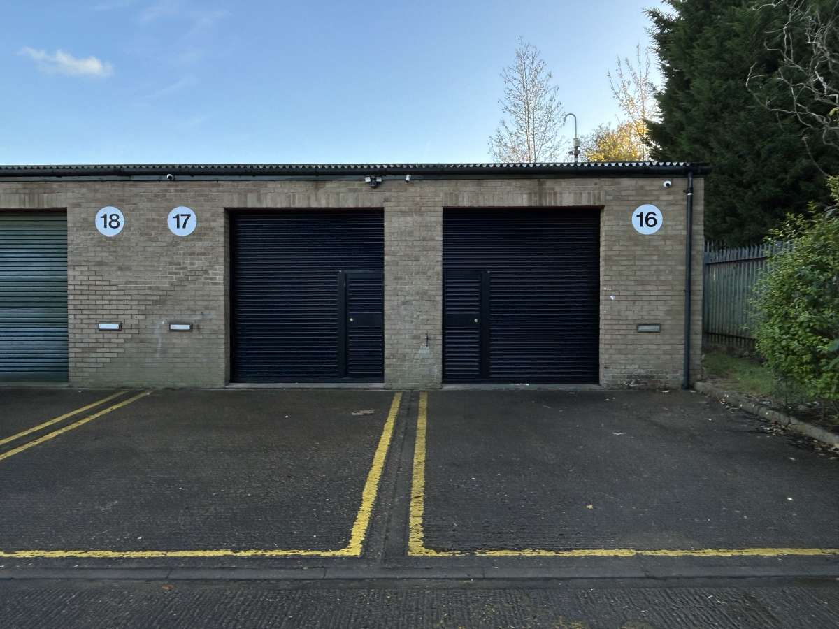 Commercial Units to let Wellingborough Boxpod