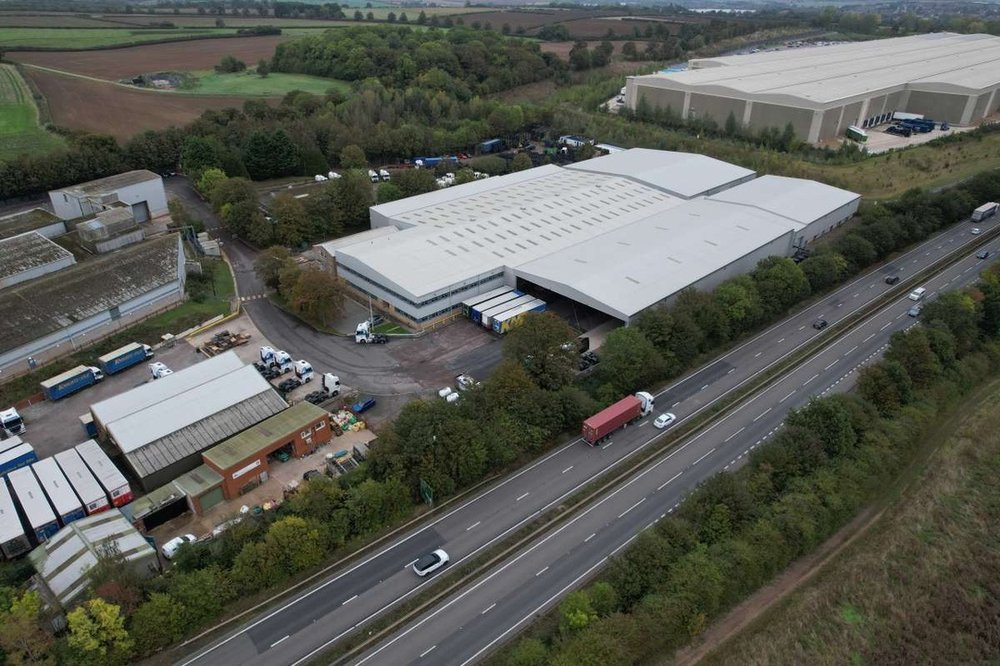 Industrial Unit to let Wellingborough NN8 6UW,1011sq ft Boxpod