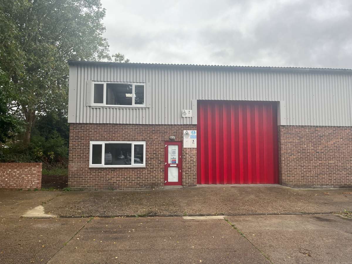 Industrial Unit to let Eastleigh SO50 4NU,4241sq ft Boxpod