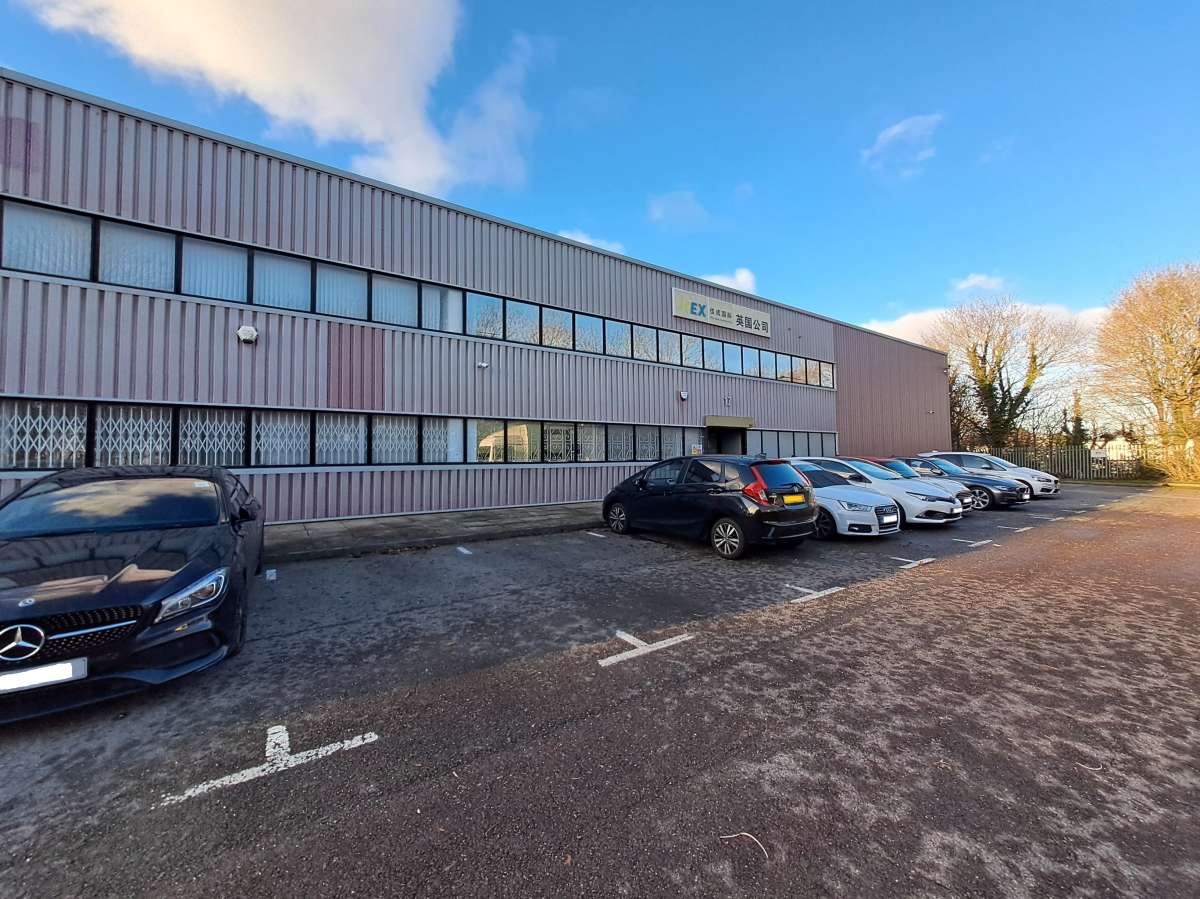 Industrial Units to let Milton Keynes Boxpod