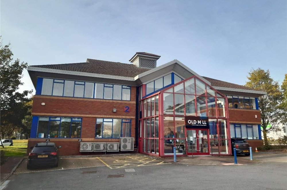 Commercial Units to let Corsham Boxpod