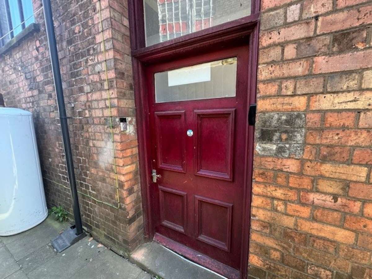 Investment in Burton On Trent - photo 4