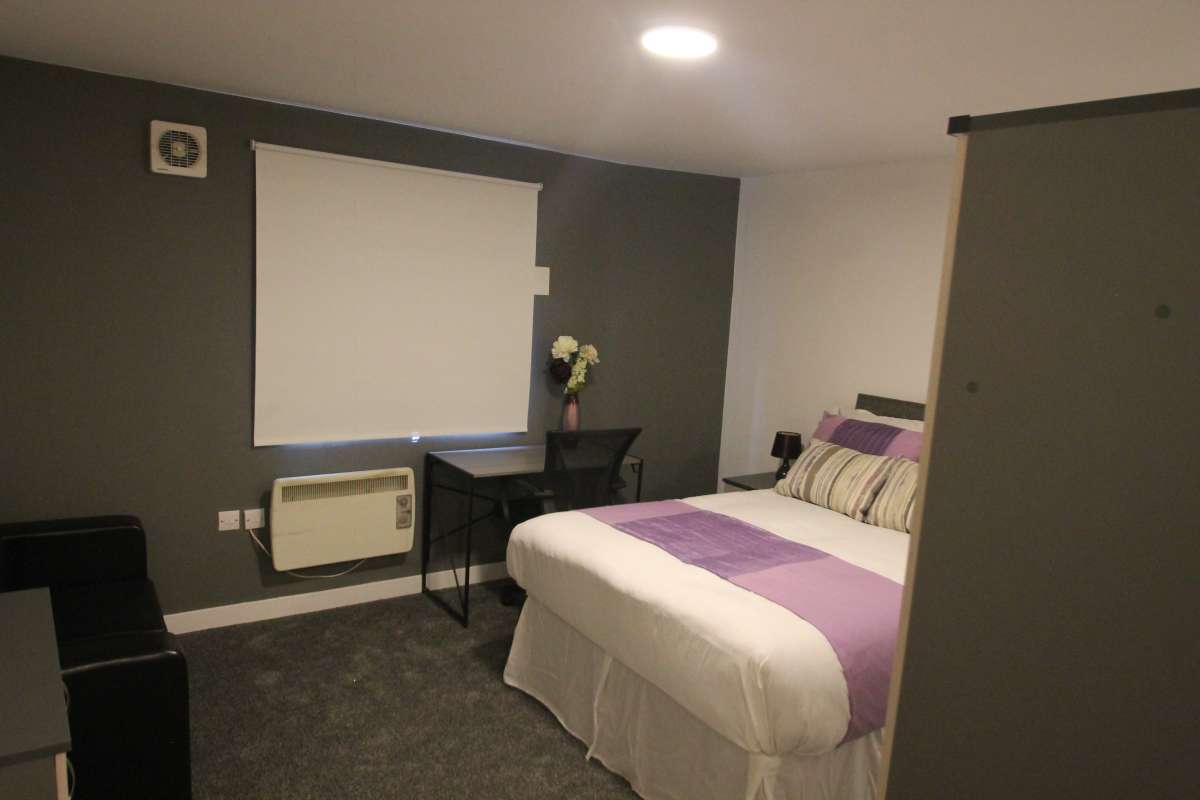 Investment in Plymouth - photo 2