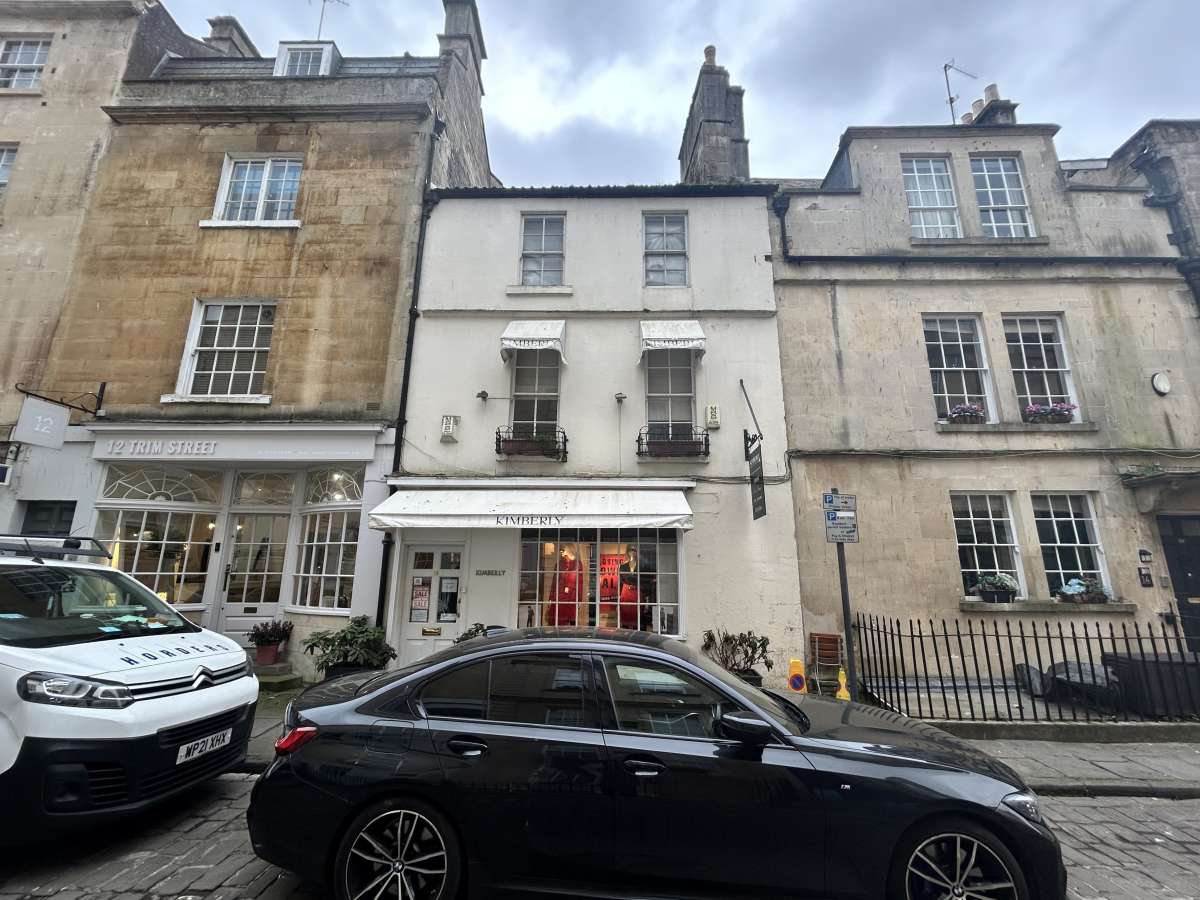 Investment in Bath - photo 2
