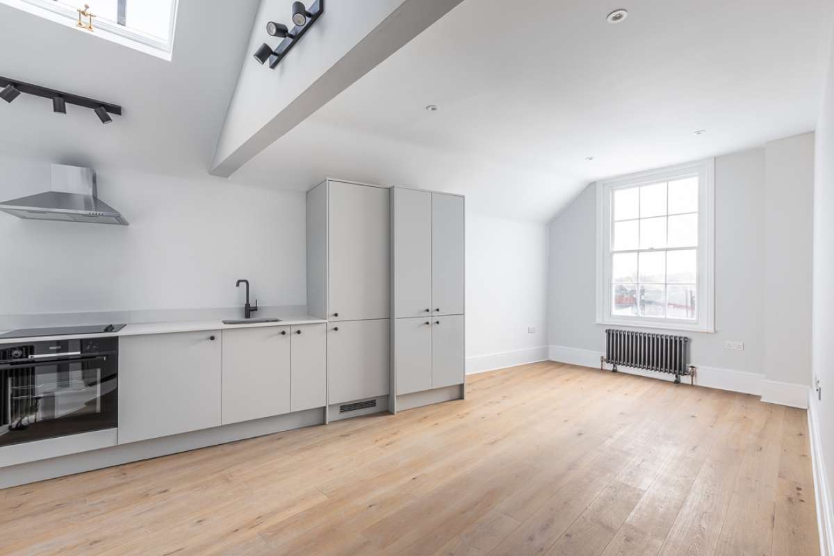 Investment in Banbury - photo 4
