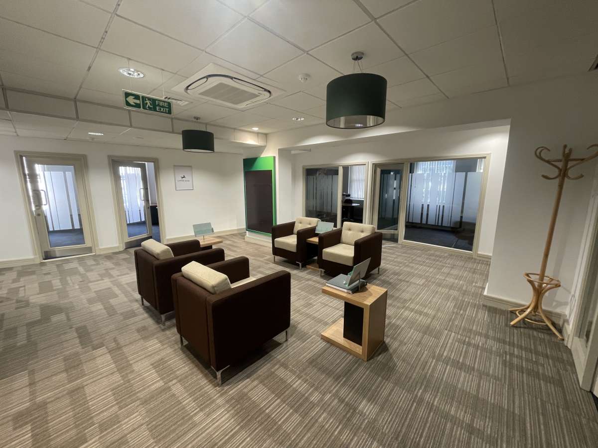 Investment in Newbury - photo 3