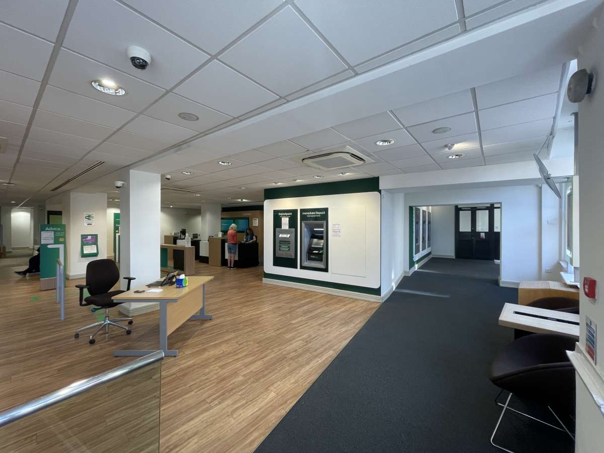 Investment in Newbury - photo 4