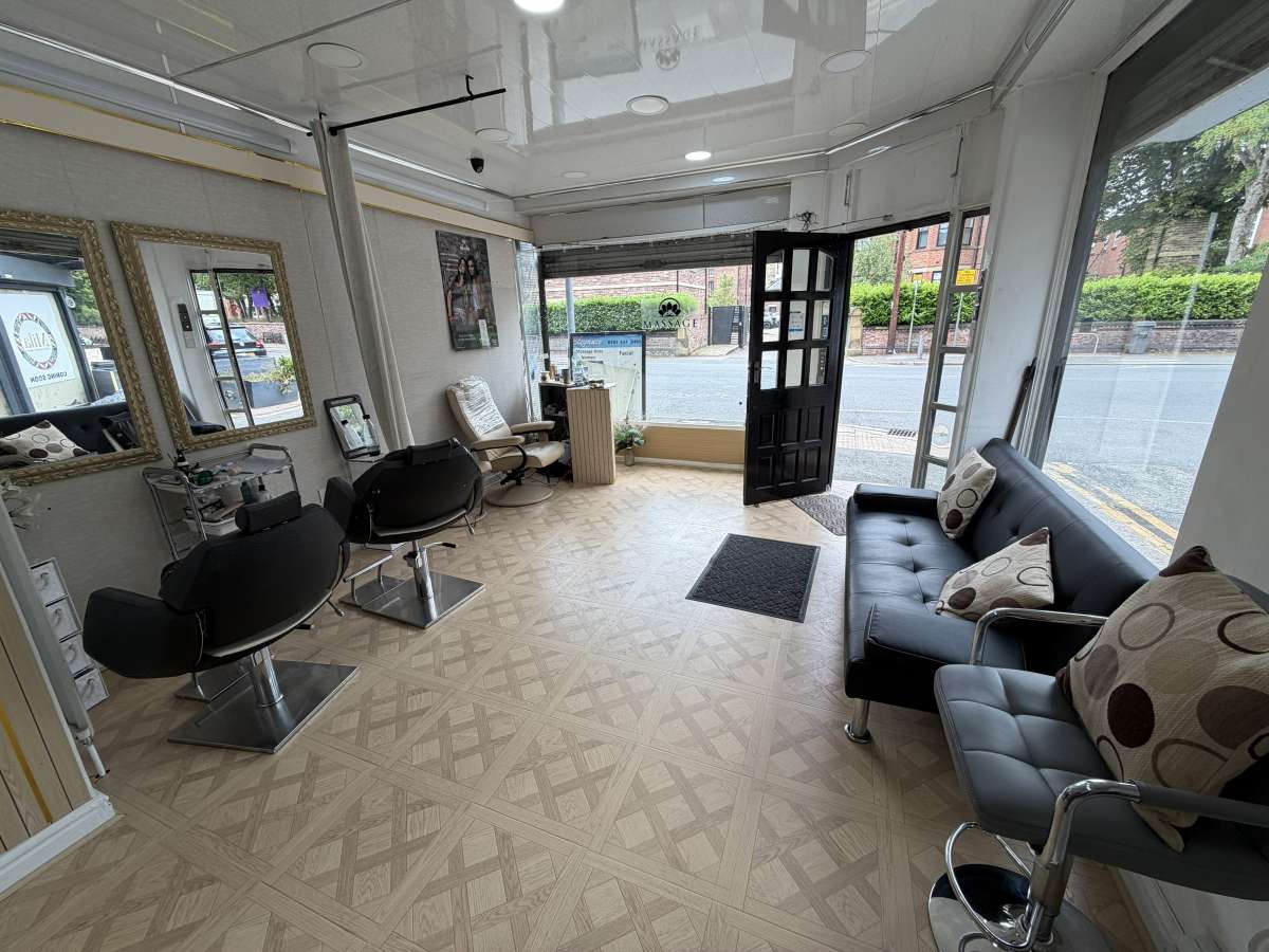 Investment in Didsbury - photo 3