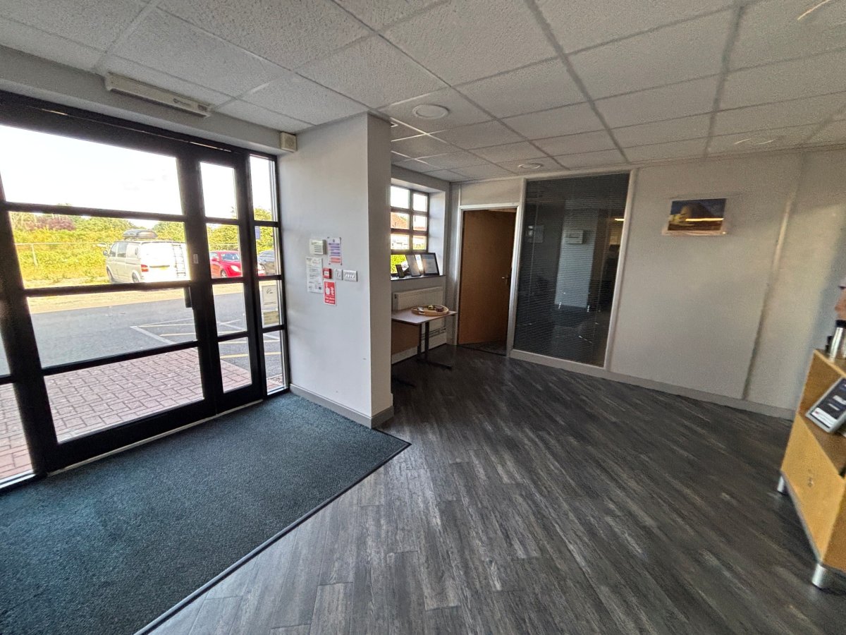 Investment in Blaby - photo 3