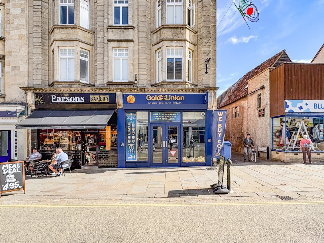 Investment in Chippenham - photo 4