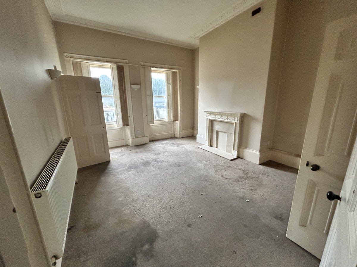 Investment in Bath - photo 4