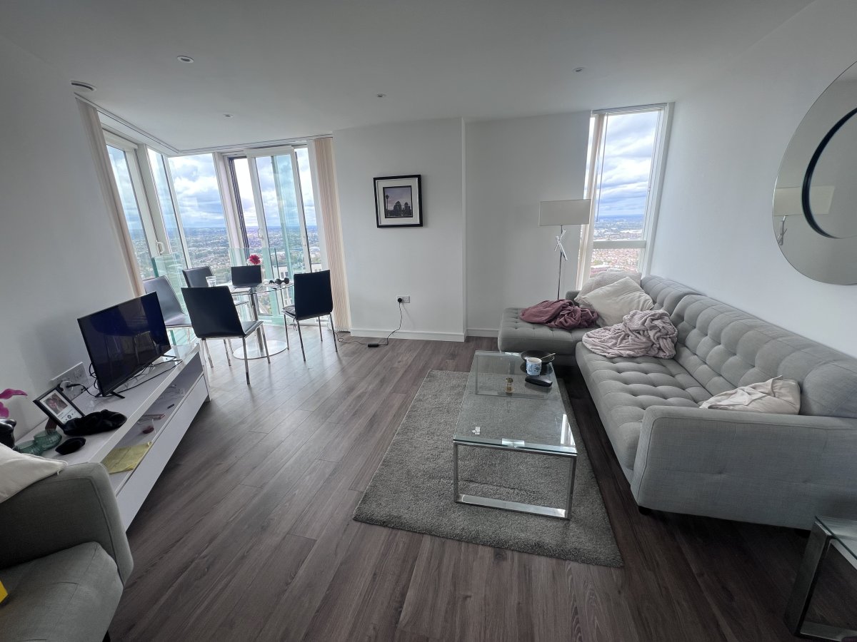 Investment in Croydon - photo 3