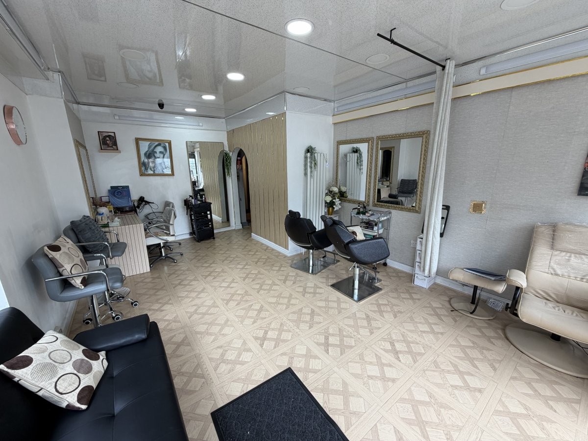 Investment in Didsbury - photo 4