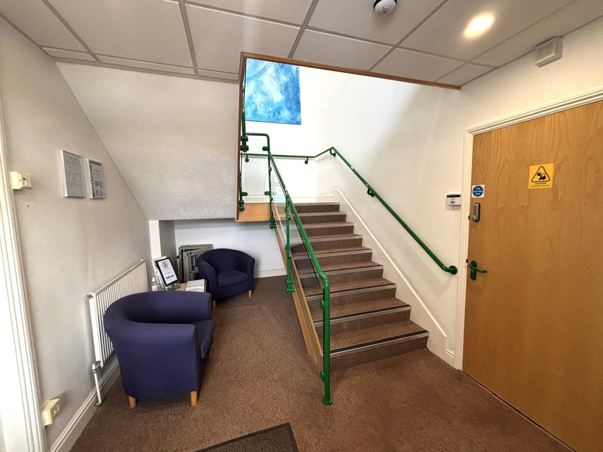 Investment in Luton - photo 4
