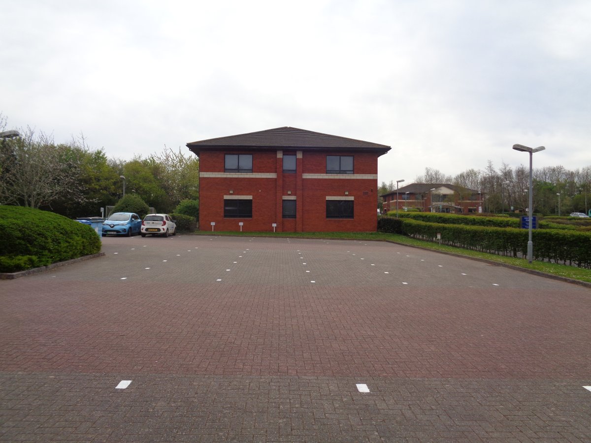Investment in Exeter - photo 2