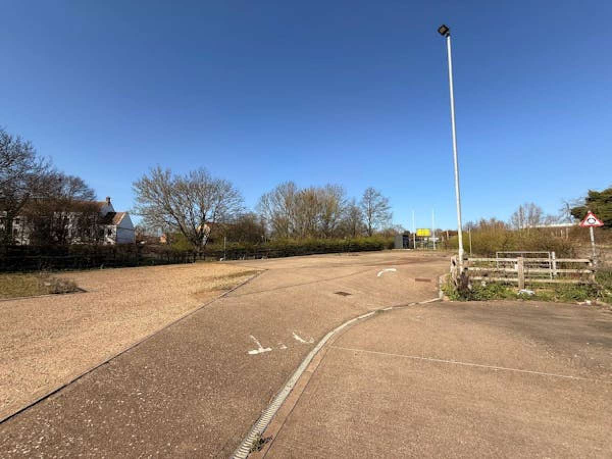 Land in Northampton - photo 2