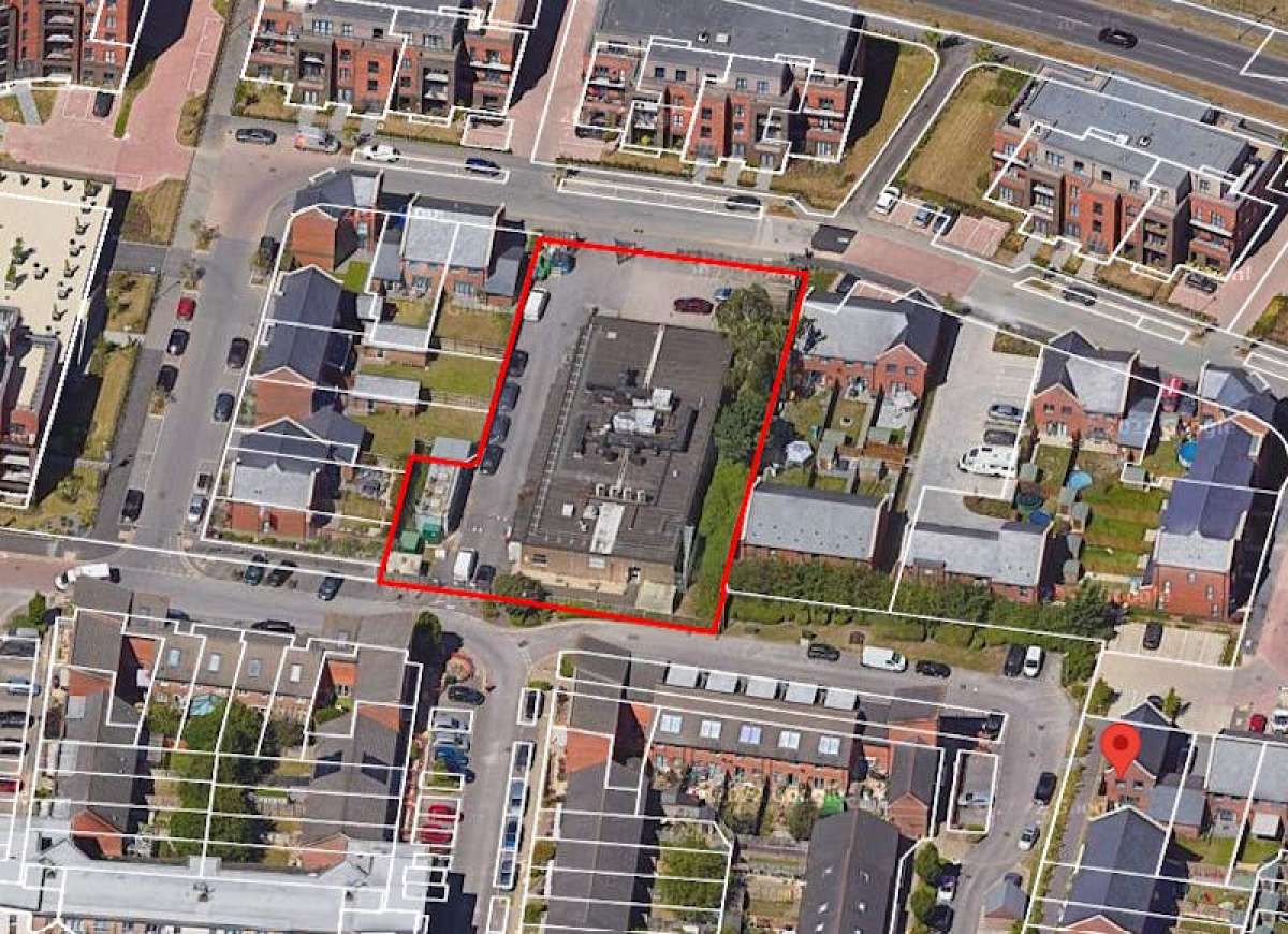 Land For Sale, Reading