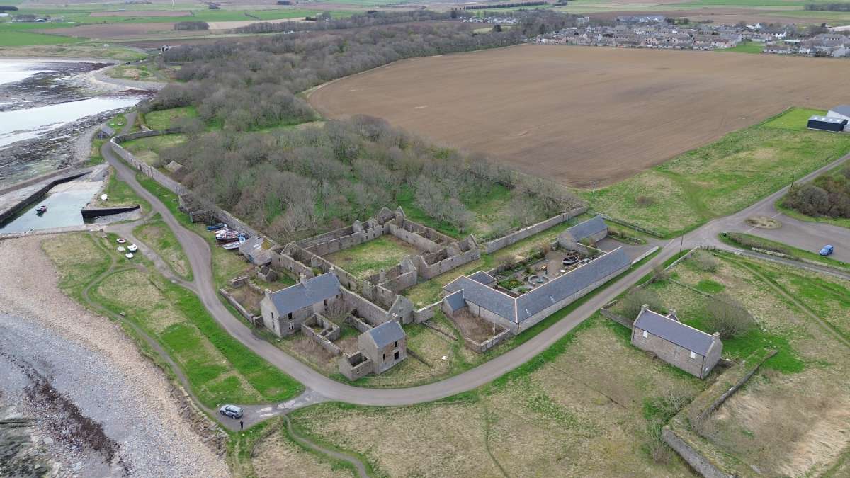 Land in Castletown