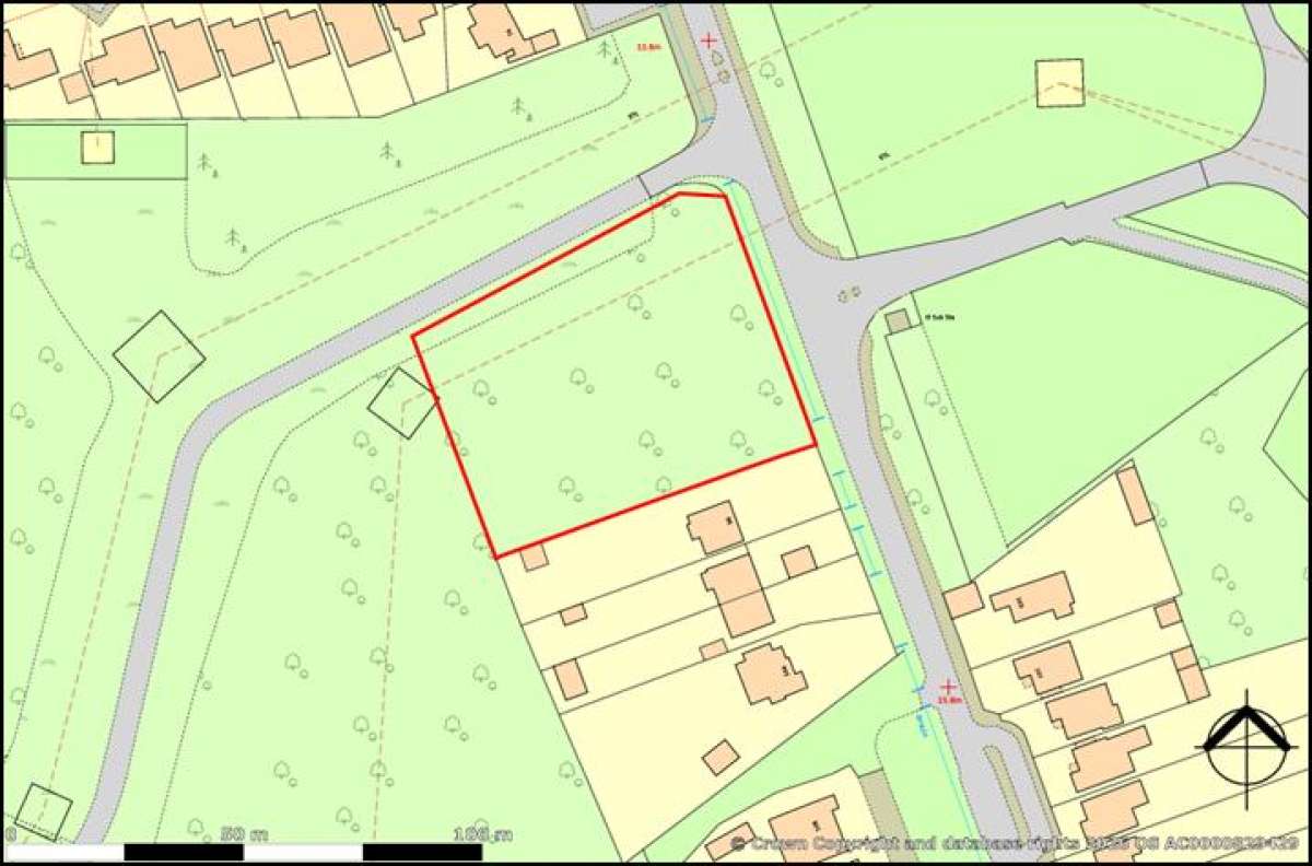 Land in Addlestone