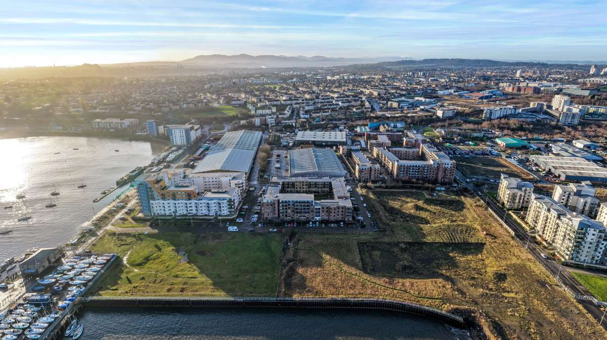 Land in Edinburgh - photo 3