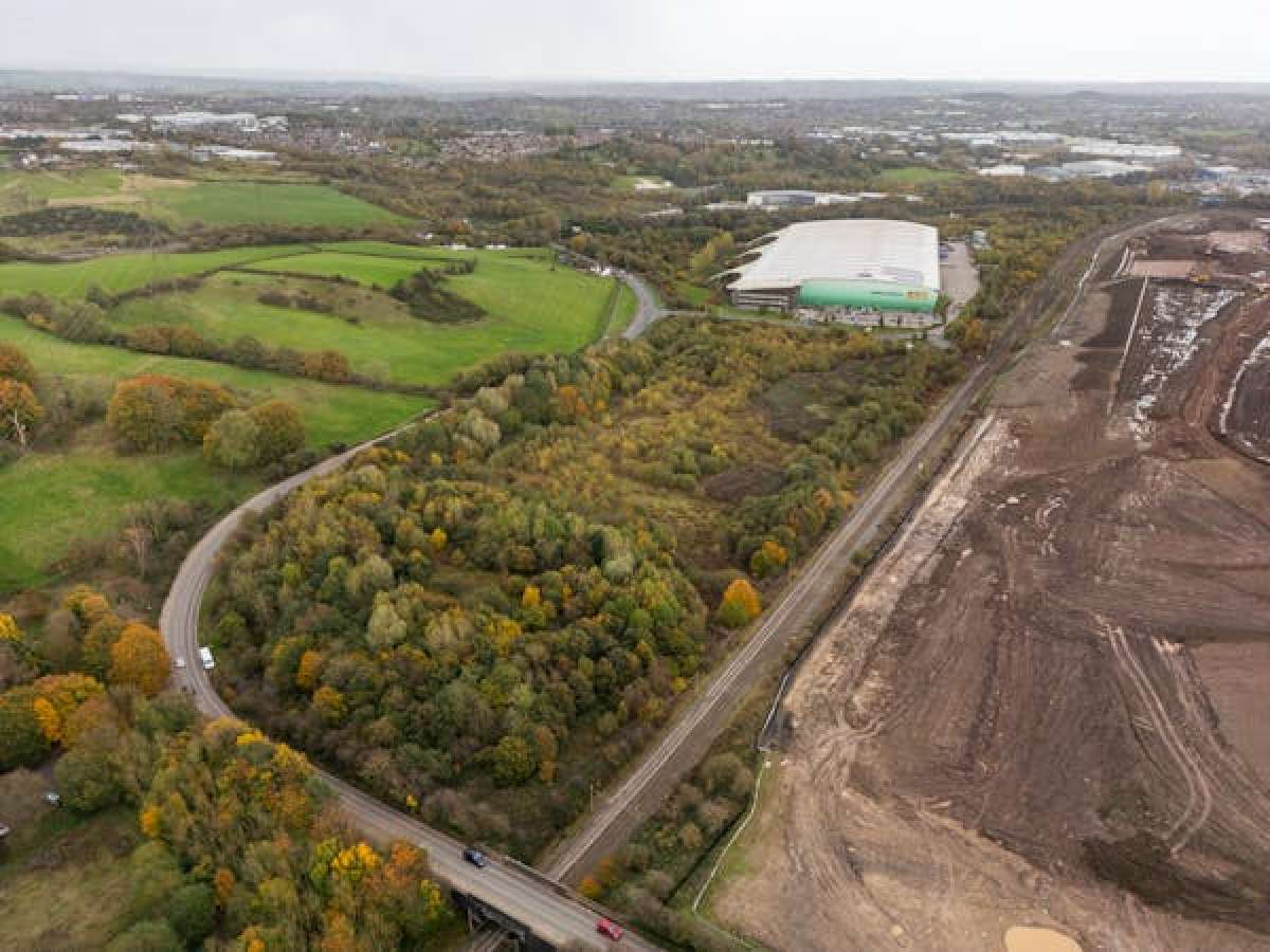 Land in Newcastle under Lyme - photo 2