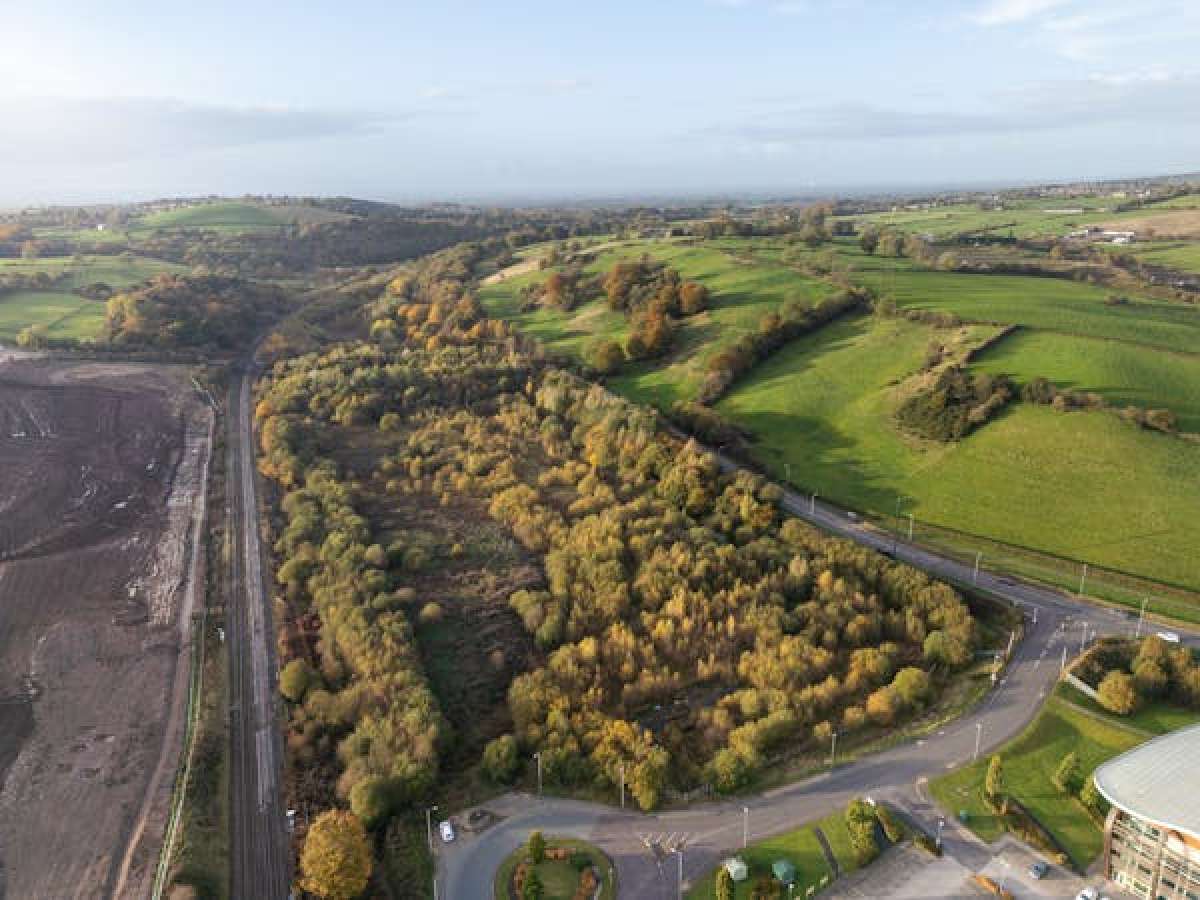 Land in Newcastle under Lyme - photo 4