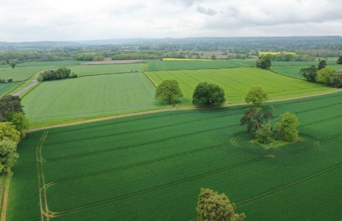 Land For Sale, Kinnersley