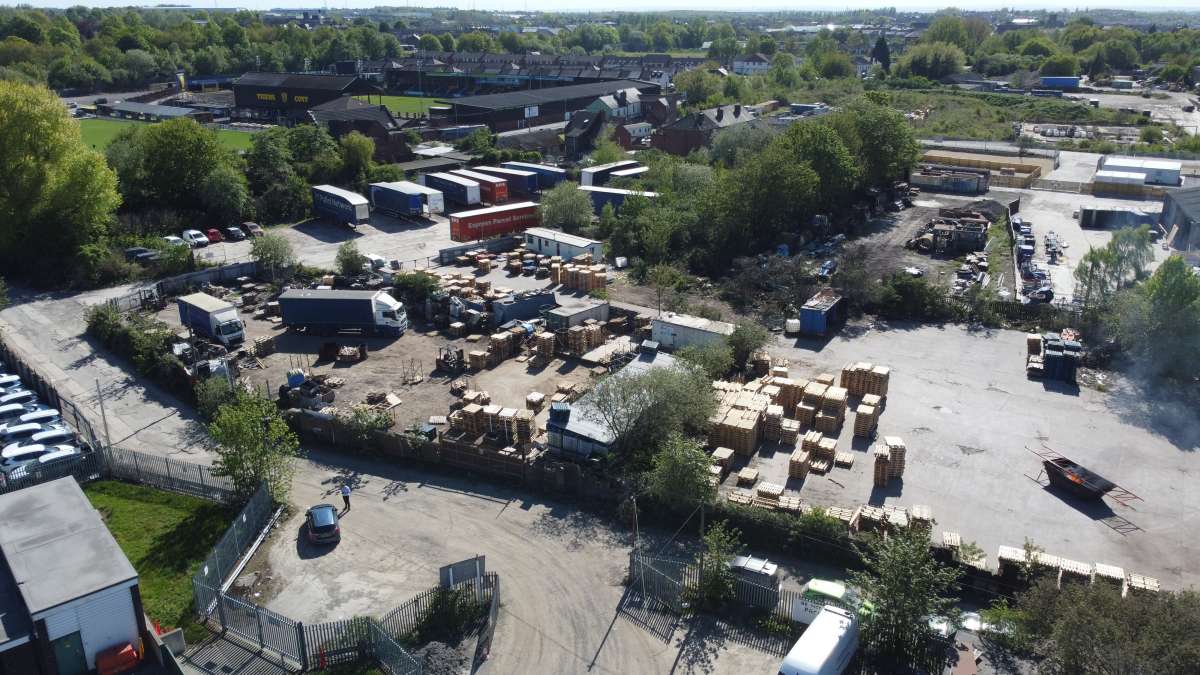 Land in Castleford - photo 2