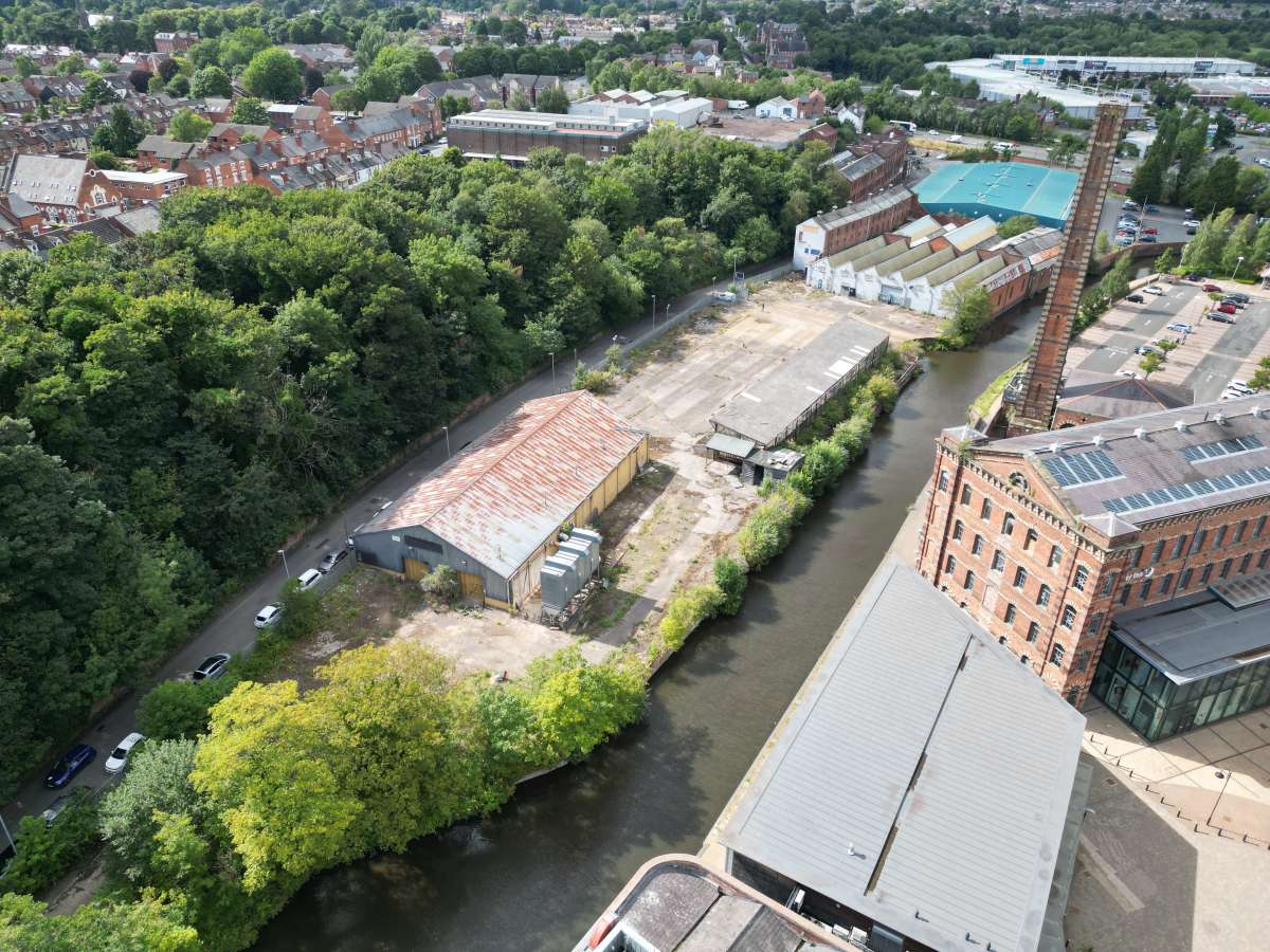 Land in Kidderminster