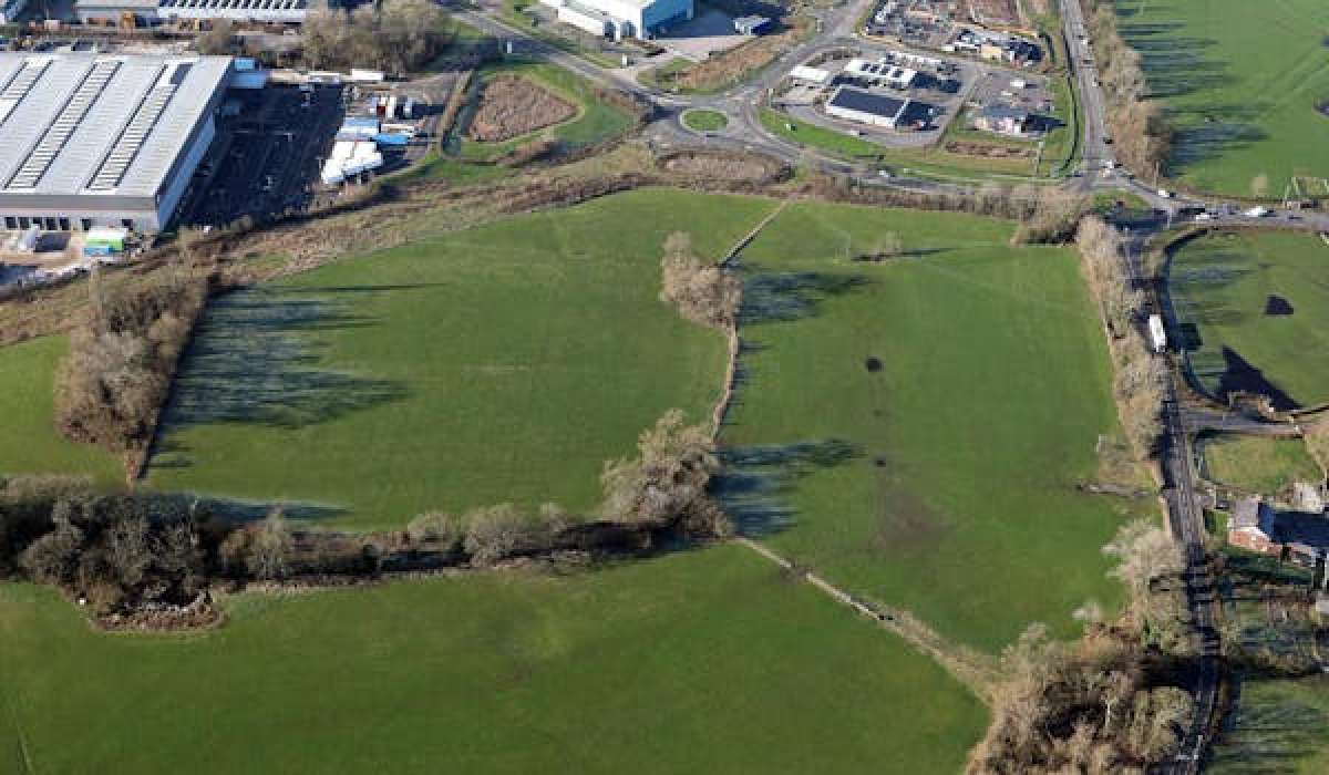 Land in Winsford - photo 3