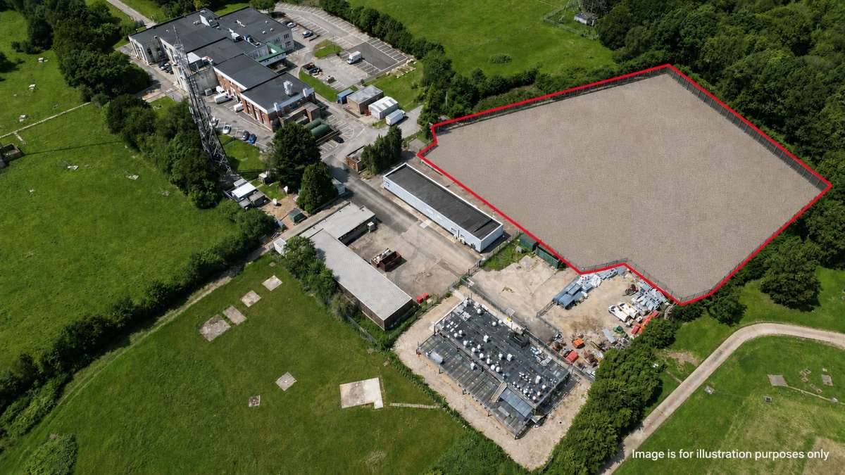 Land in Brookmans Park