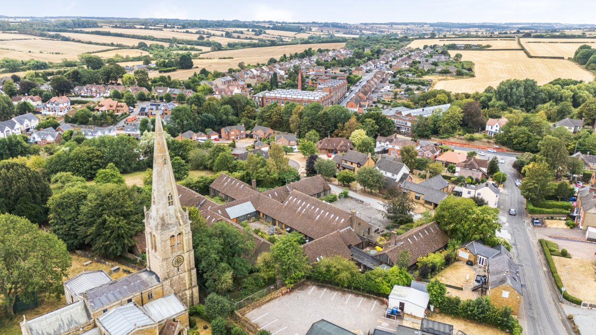 Land in Desborough - photo 3