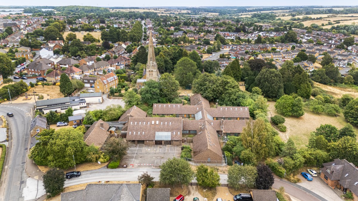 Land in Desborough - photo 4
