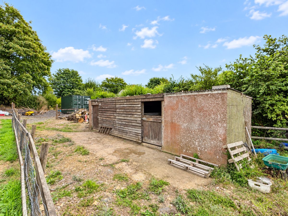 Land in Totnes - photo 3