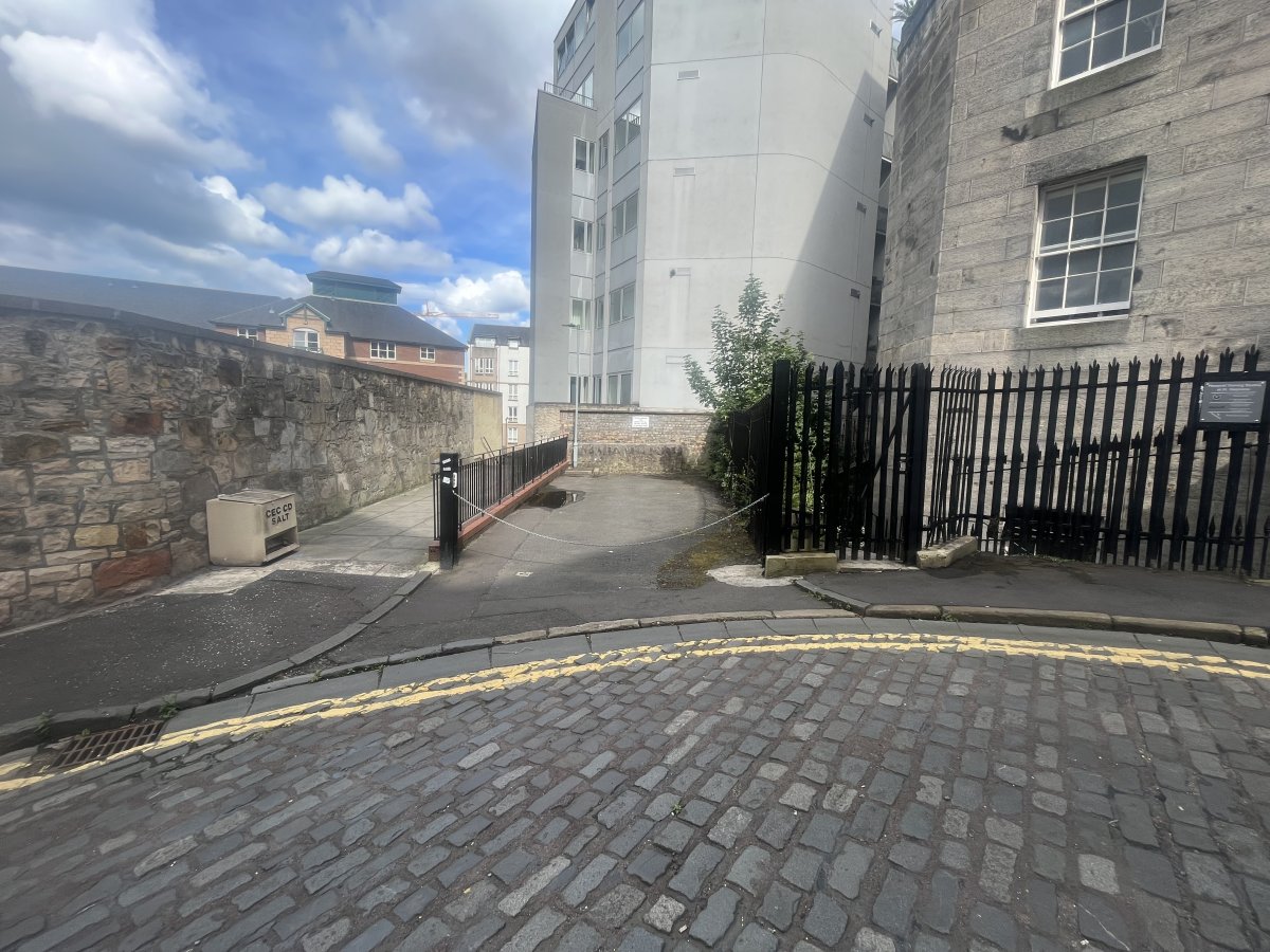 Land in Edinburgh